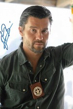Steve Bacic autograph signed 20x30 cm picture