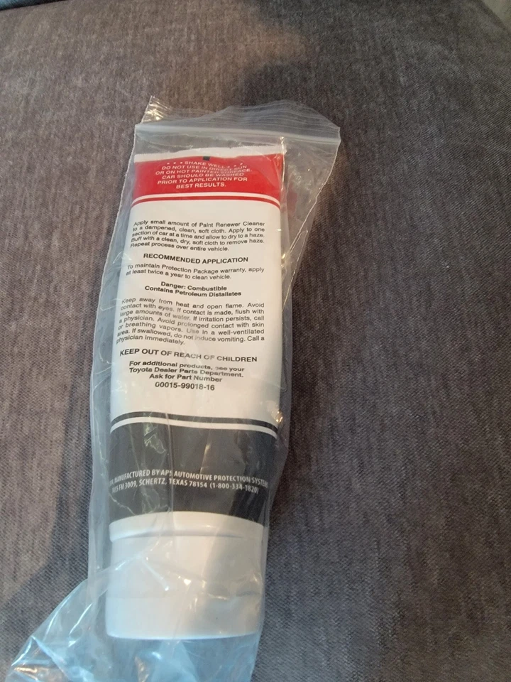 Toyota краска обновитель очиститель запечатанный пакет новый никогда не открывался - Изображение 3 из 4