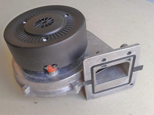 Buderus Sieger Gebläse Ventilator RG130/0800-3612 P3.4 GB 122 7099987 überholt 4 Buderus Sieger Gebläse Ventilator RG130/0800-3612 P3.4 GB 122 7099987 überholt 4