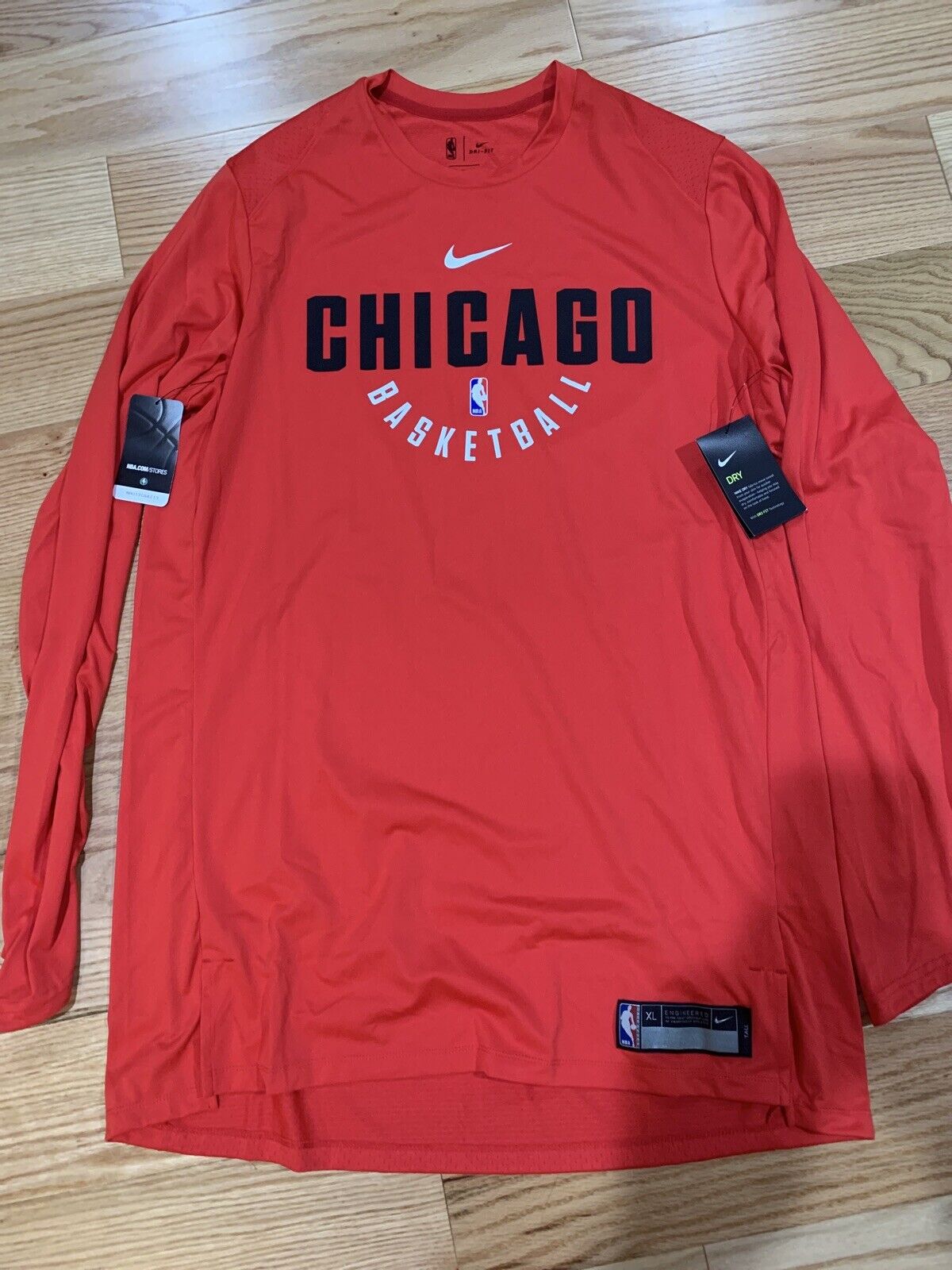 Nike Chicago Bulls Dri-FIT NBA Practice Graphic T-Shirt Black - BLACK