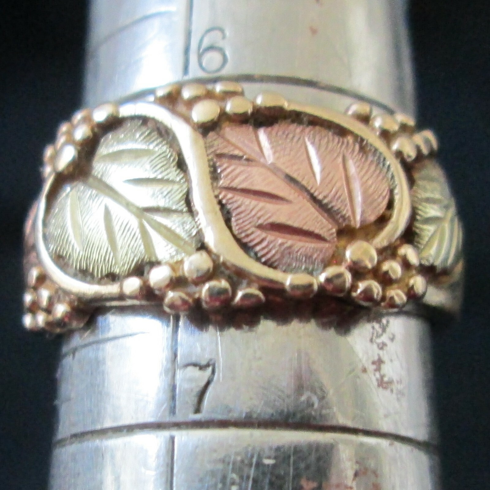 Lundstrom's Solid Gold 10K Size 6 Ring With Rose & Green Leaves & Grapes