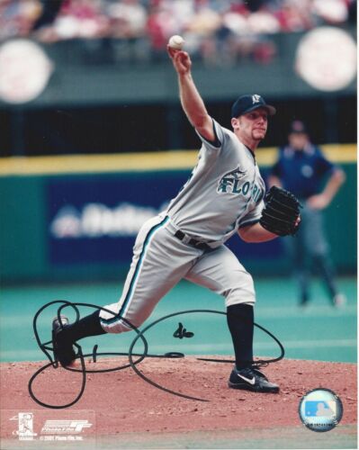 Ryan Dempster Autographed 8x10 Florida Marlins #S721 - Picture 1 of 1