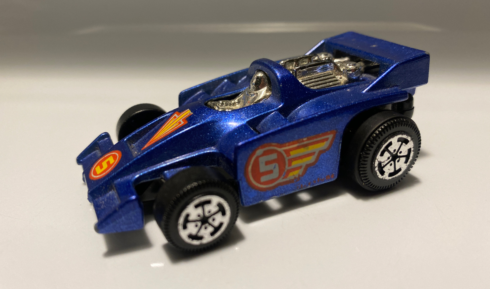 Hot Wheels 1985 XV Racers Blue Formula 1 Race Car HYPER TWISTER