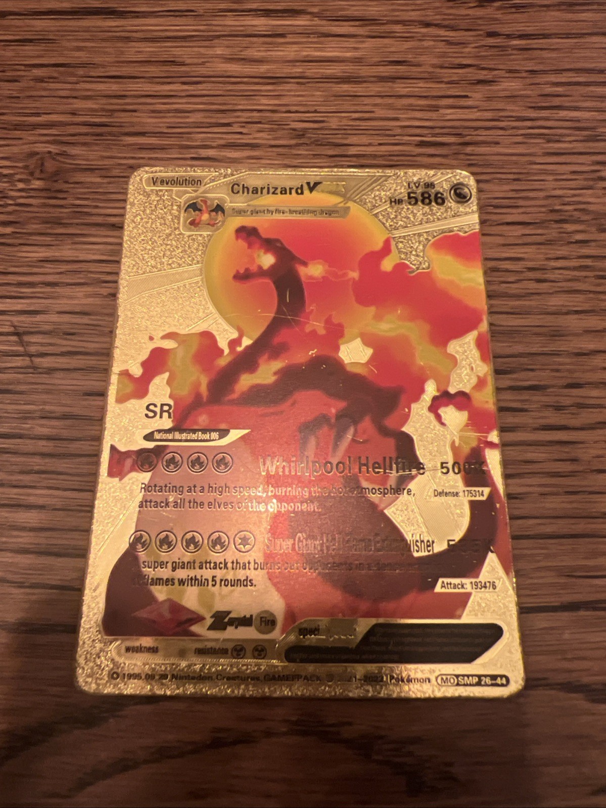 Golden Charizard Vmax level 95 First edition, Pokémon card