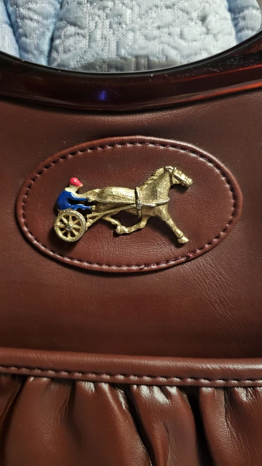 RARE Vintage Very Unique Mr Ralph Burgundy Vinyl Purse Red Plastic Handle - Image 3 of 4