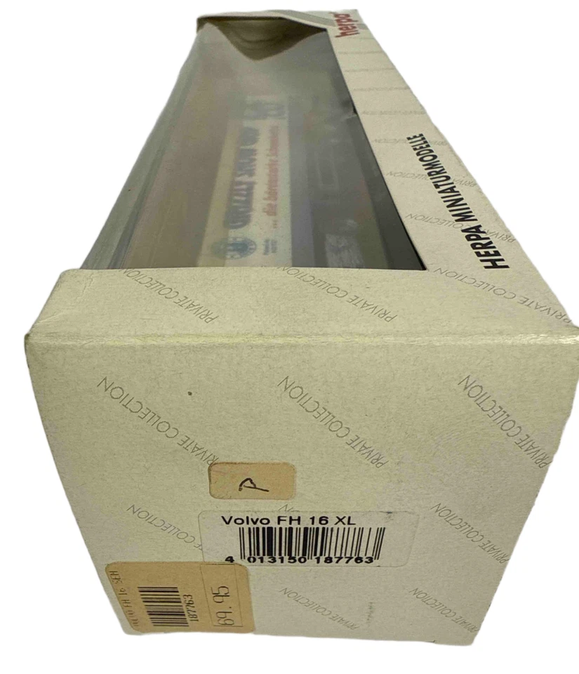 Herpa Private Collection VOLVO FH16 XL truck "Grizzly Snow Grip" 1:87, 187763 - Image 3 of 4