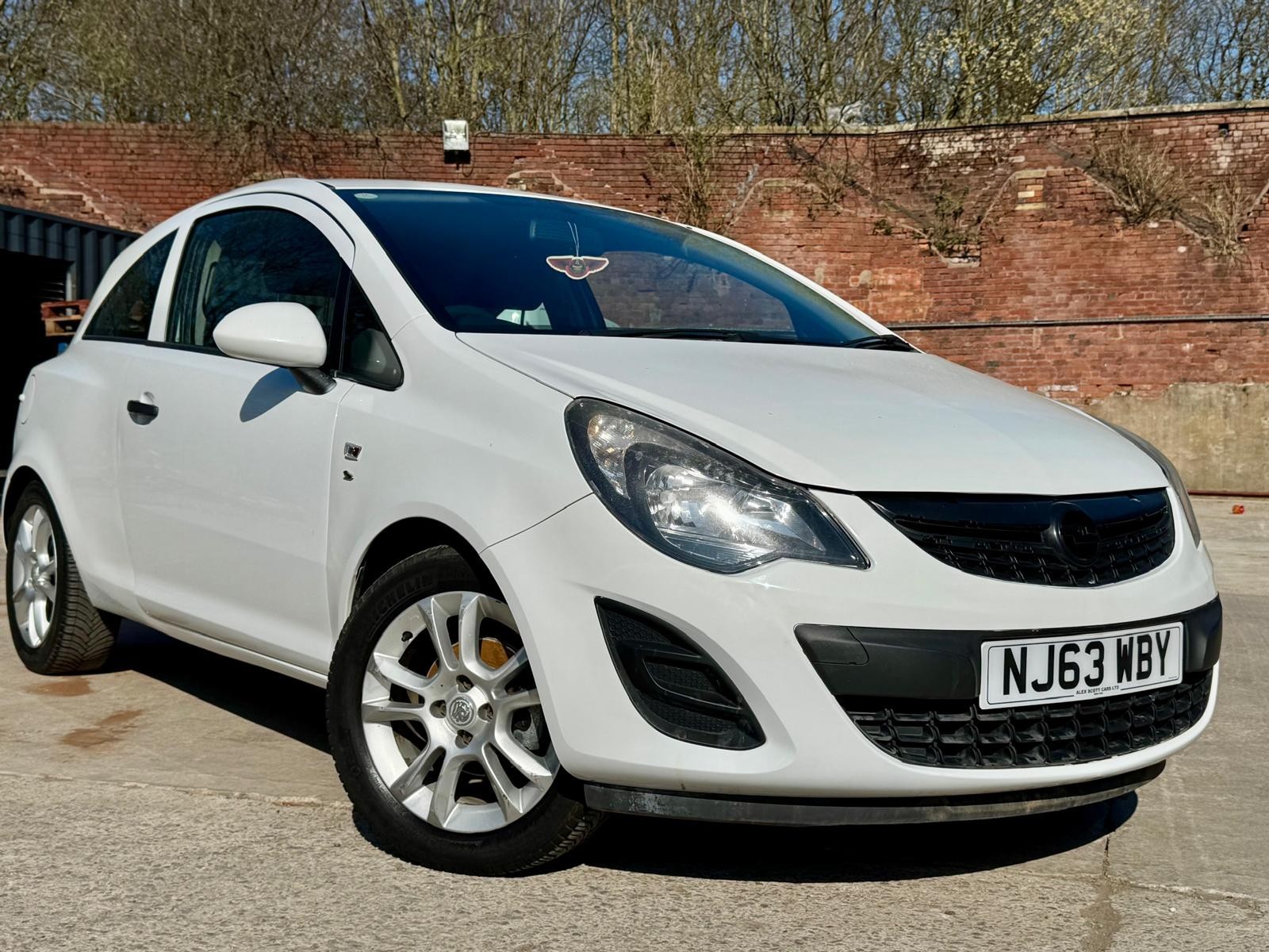 2013 Vauxhall Corsa 998cc ecoFLEX Energy Hatchback Petrol Manual