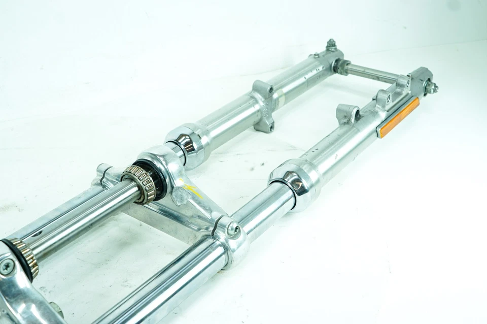 Harley Sportster XL883L 07 horquilla delantera triple árbol dañado izquierda derecha patas deslizante 1358 Foto 3 de 4