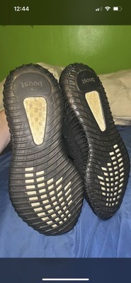 Yeezy Bred 9.5 No Box