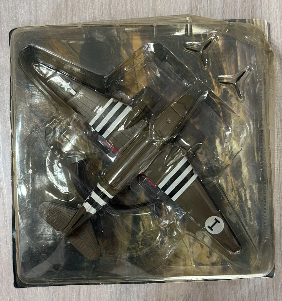 DOUGLAS C-47 SKYRAIN USA SCALA 1:72 ALTAYA MODELLINO AEREO NEW IN BOX - Immagine 2 di 4