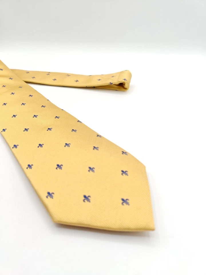 Charles Tyrwhitt Gold Fleur-De-Lys 100% Silk Luxury Tie Classic Italy EUC - Image 4 of 4