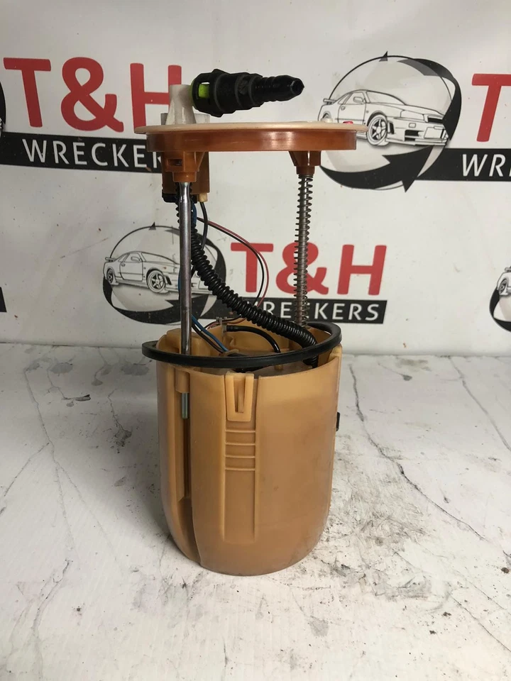  -  Suzuki SX4  Fuel Pump  - image 3 of 3