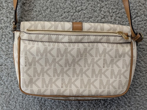 MICHAEL KORS Logo Small Crossbody Bag - Picture 2 of 9