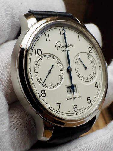 Glashutte Senator Observer 99% LNIB 100-14-05-02-04 Power Reserve Grand Date