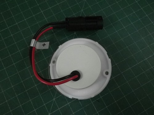 NEW SEA RAY LED COURTESY LIGHT SEARAY PART # 2195267 - Picture 2 of 3