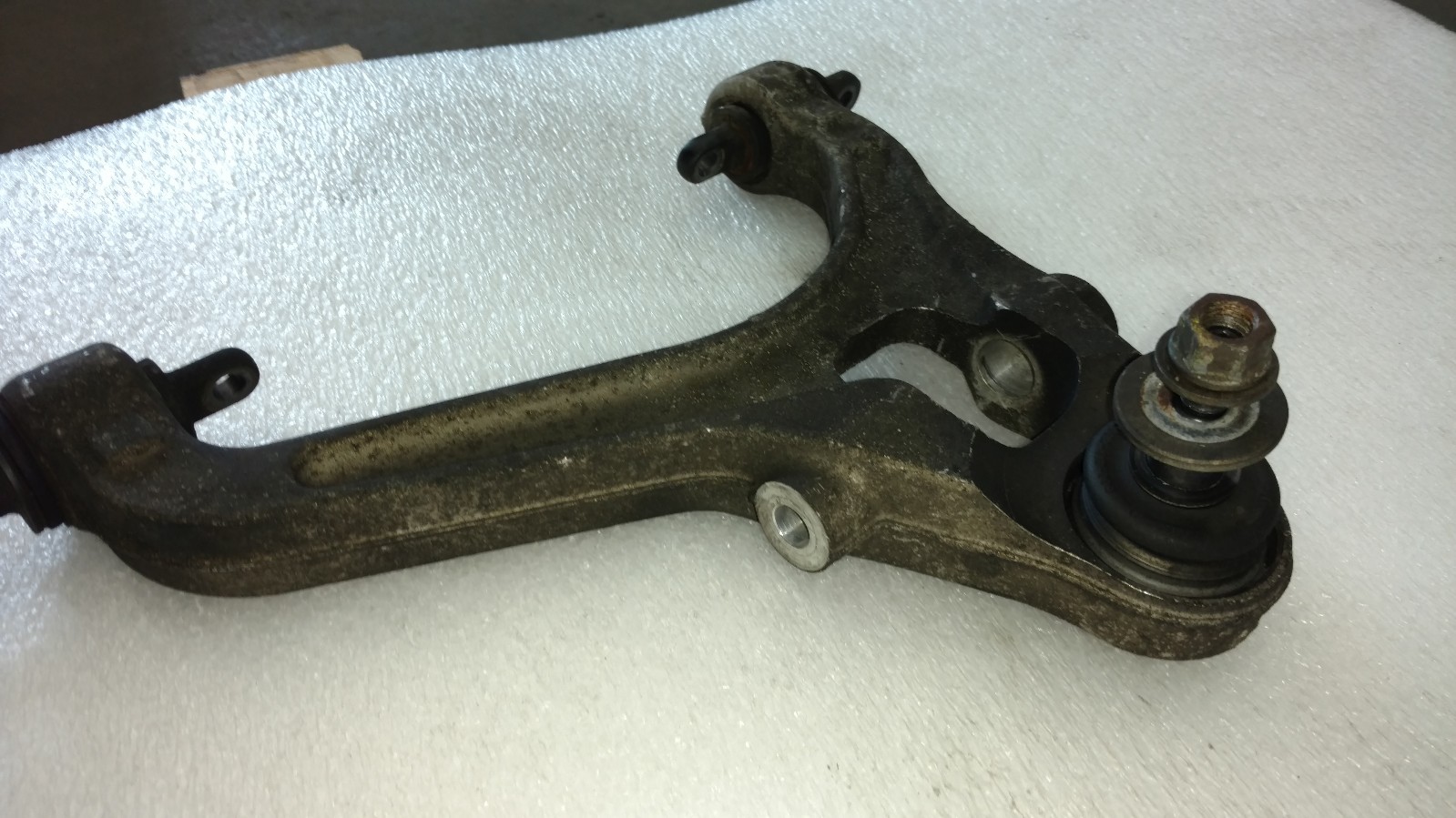 LAMBORGHINI GALLARDO FRONT RIGHT UPPER CONTROL ARM OEM 400407506B