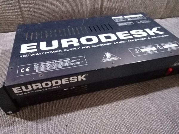 Fuente de alimentación Behringer Eurodesk 150W para MX2442A y MX3282A