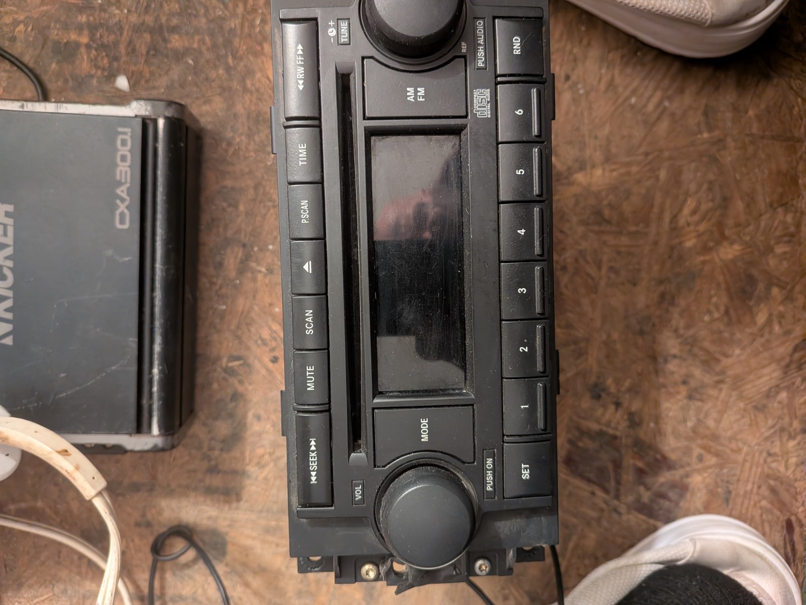 2005 Jeep Cherokee Factory Radio/ Cd Player