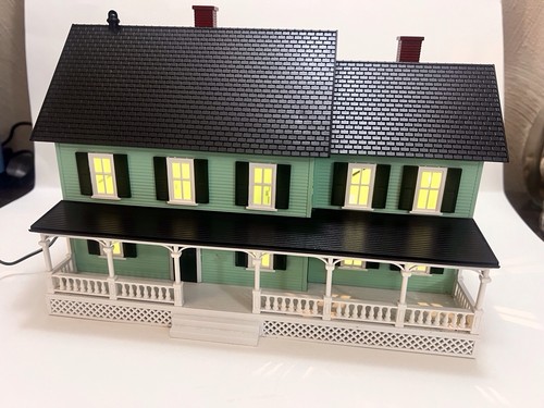 Casa de campo MTH Railking 30-9047 - Probada | Condition: Used