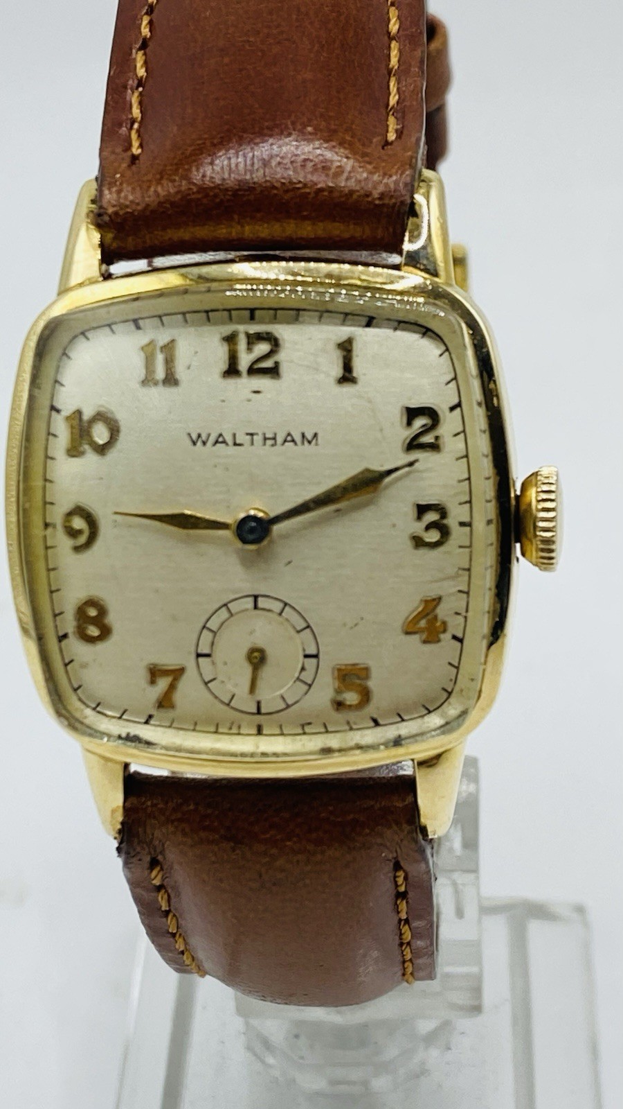 Men’s  10K gold filled WALTHAM mechanical watch Works Great 28mm