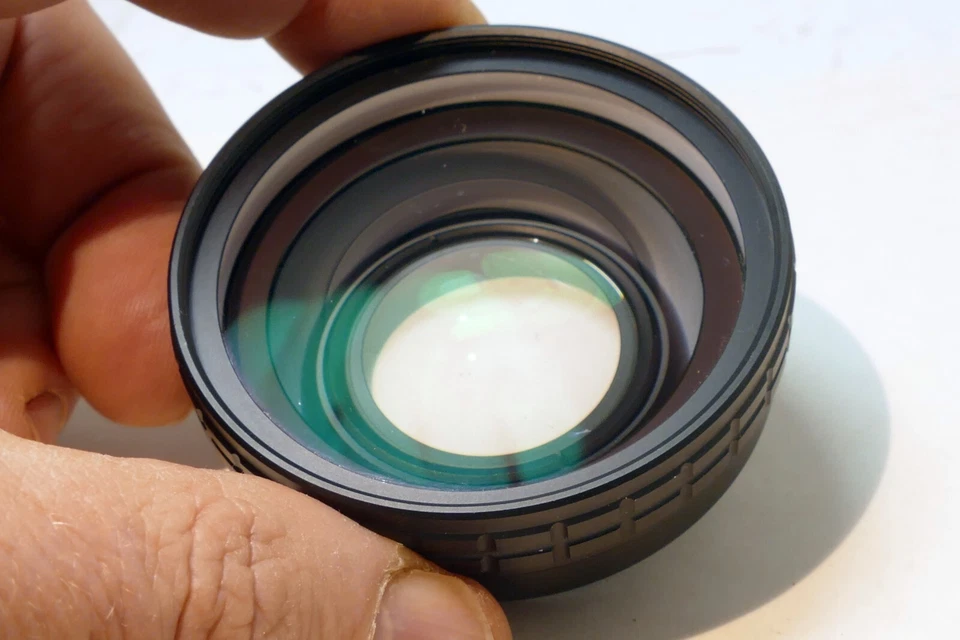 Lente AUX gran angular 52 mm 0,5 para AF-S VR de 18-55 mm Foto 3 de 4