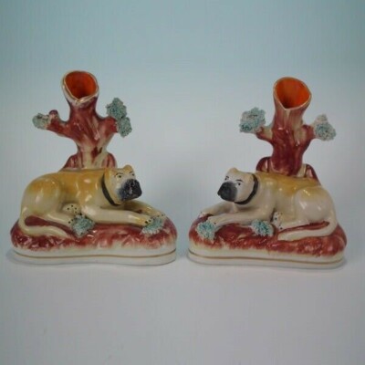Paar Staffordshire Mastiff Übertopf Vasen