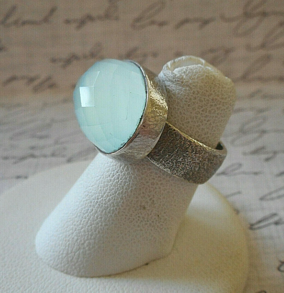 Anillo de calcedonia facetada firmado de plata de ley texturizada talla 4,75 - 5 18A8 Foto 3 de 4