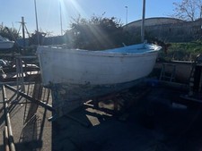 barcha gozzo da pesca per abbandono tempo 