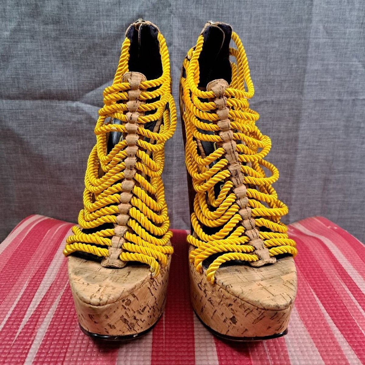 London Trash Platform Wedge Sandals Wood Women Size 5 | eBay