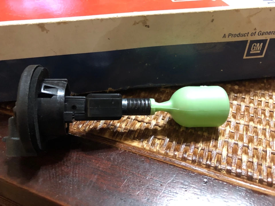 Sensor de nivel de lavadora NOS 22072456 Cadillac Eldorado Buick Chevrolet Foto 2 de 3