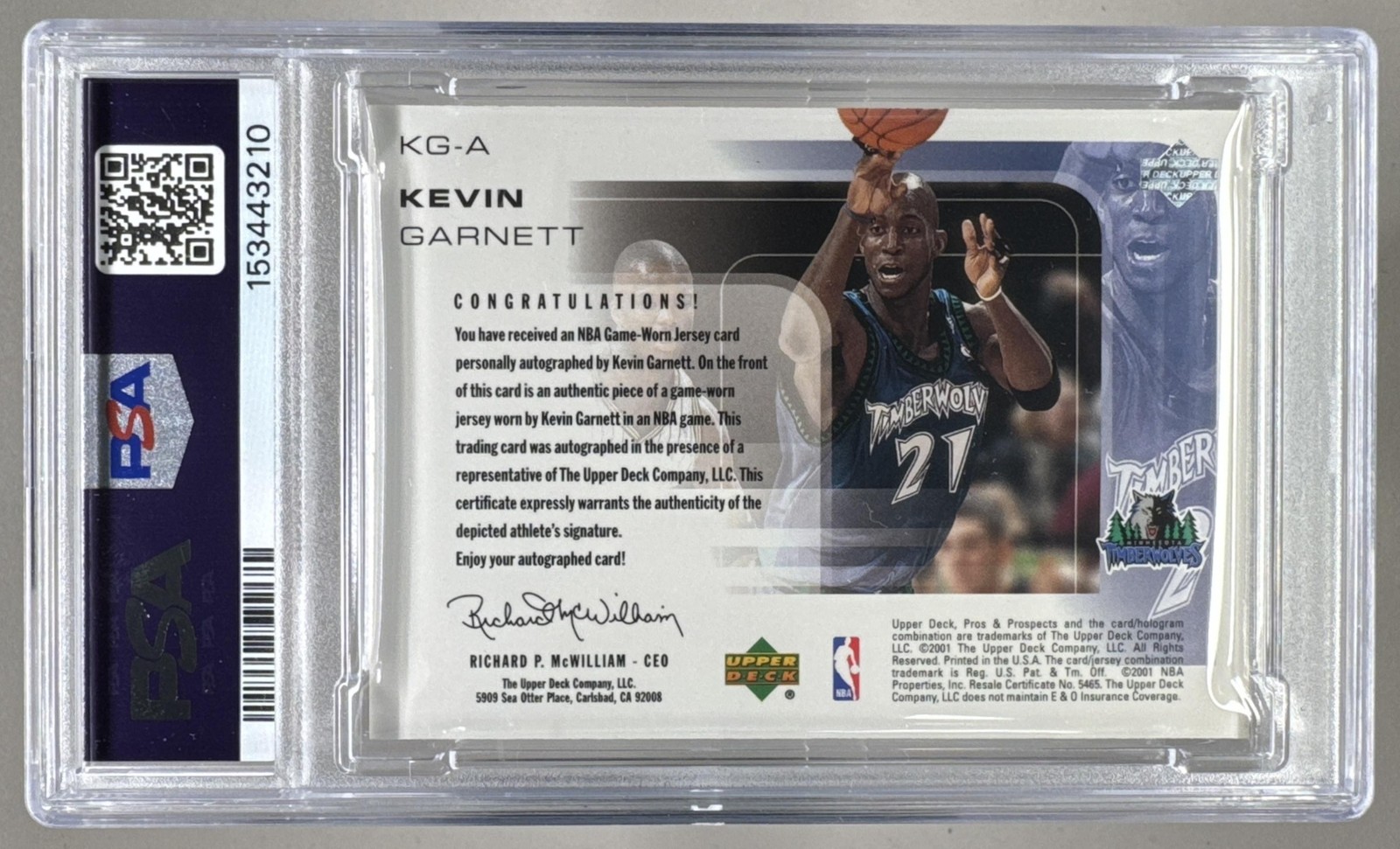 Kevin Garnett 2001 Upper Deck Pros & Prospects #KG-A Game Used Patch Auto PSA 8 view 2