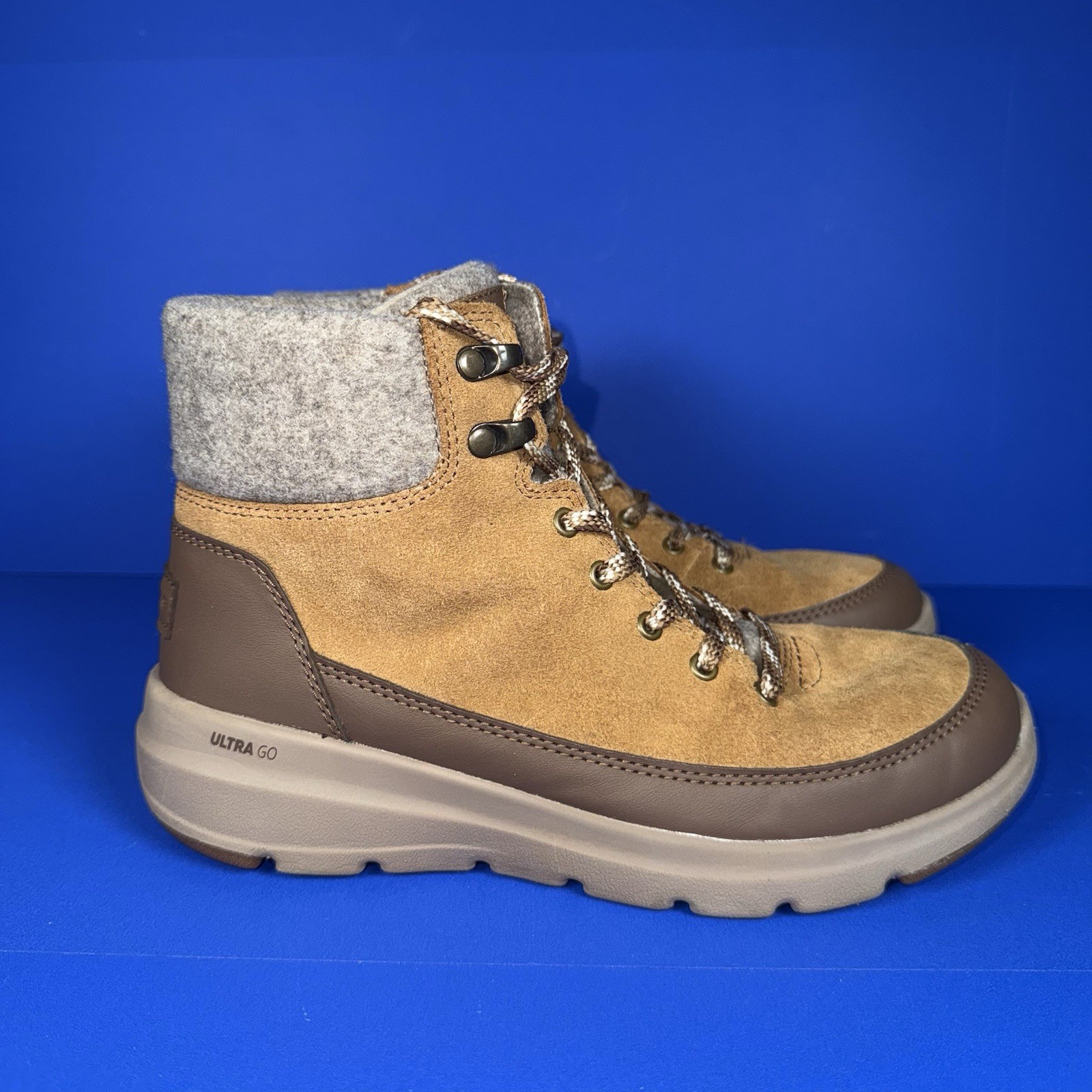 Skechers On The Go Ultra Glacial Woodland Women Boots 6 Brown Suede Winter Shoes