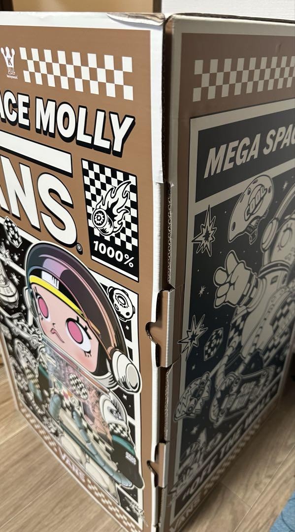 【完売品】 mega space molly 1000% vans フィギュア POPMART MEGA SPACE MOLLY × VANS 1000% Limited Edition