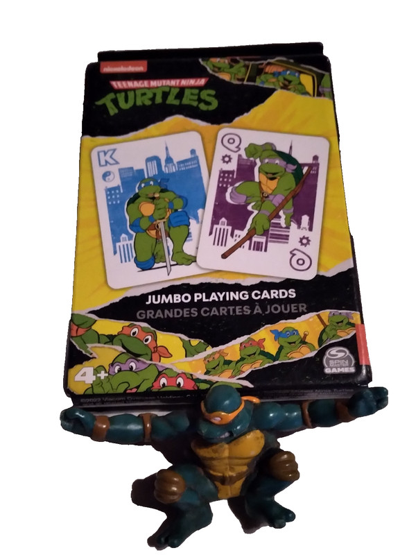 Nickelodeon Teenage Mutant Ninja TurtlesJumbo Playing Cards w/Burger King Figure