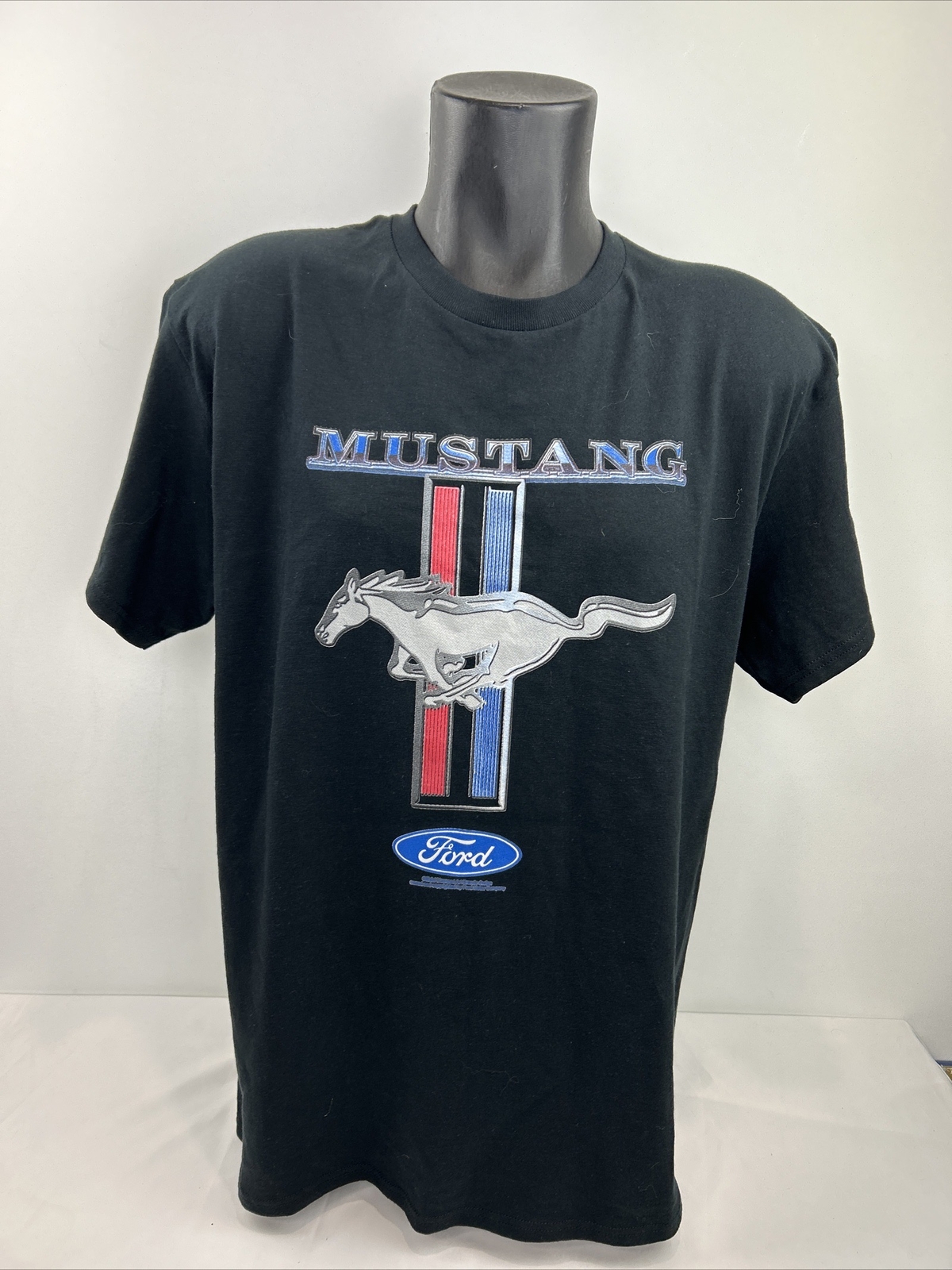 PONY T shirt vintage FORD MUSTANG con logo grafico a maniche corte nera taglia L