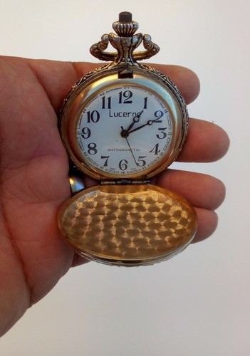 VINTAGE LUCERNE antimagnetico Orologio da taschino \