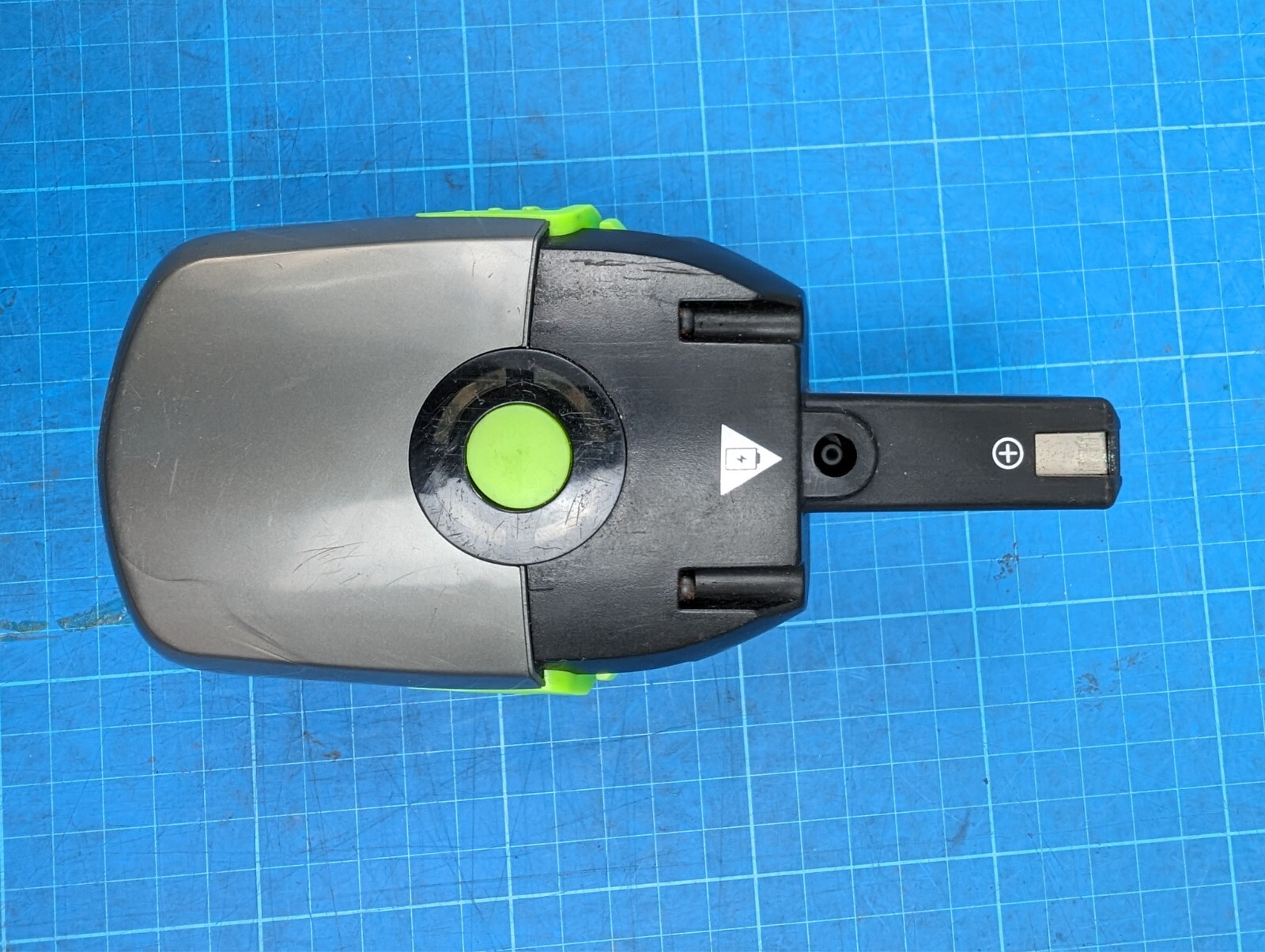 Gtech Hedge Strimmer 18V LiIon Battery HT20ST20 Genuine eBay