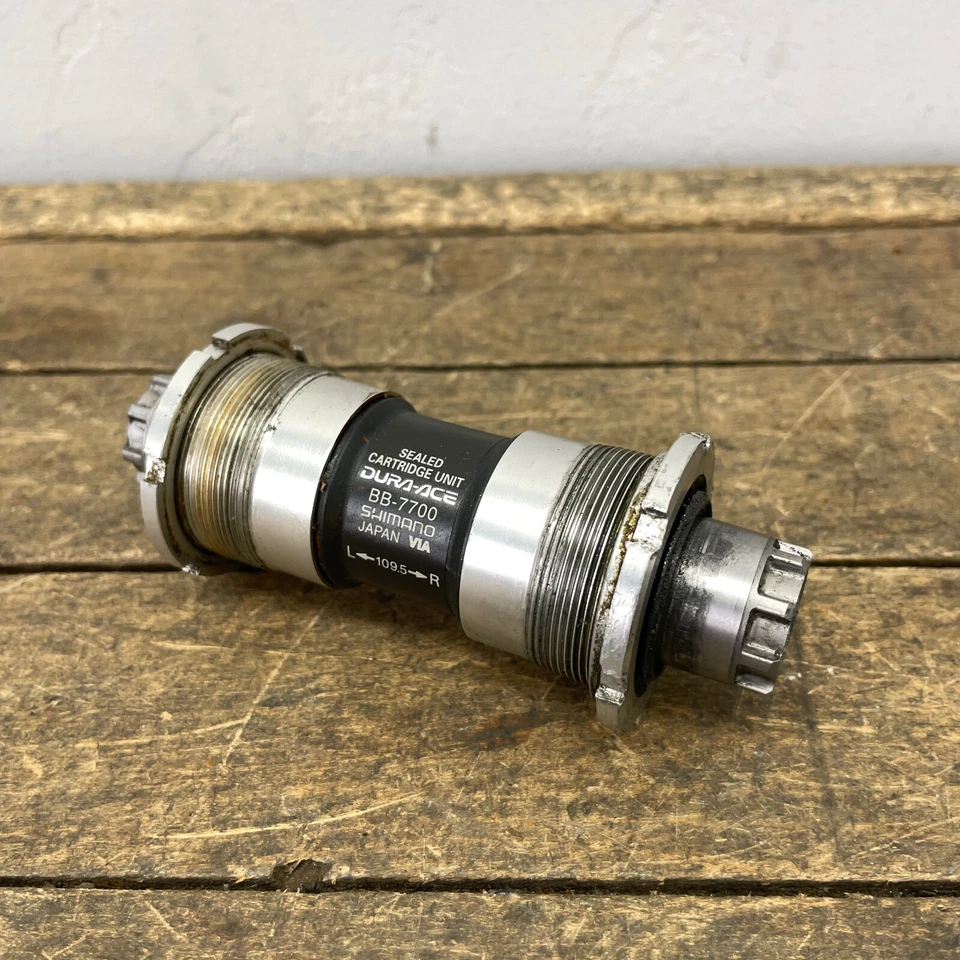 Vintage Shimano Dura Ace BB-7700 Bottom Bracket 109.5 Octalink V1 68 English A3 - Image 3 of 4