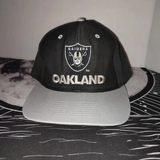 Vintage Oakland Raiders Black Dome Logo 7 Snapback Hat 90s NFL