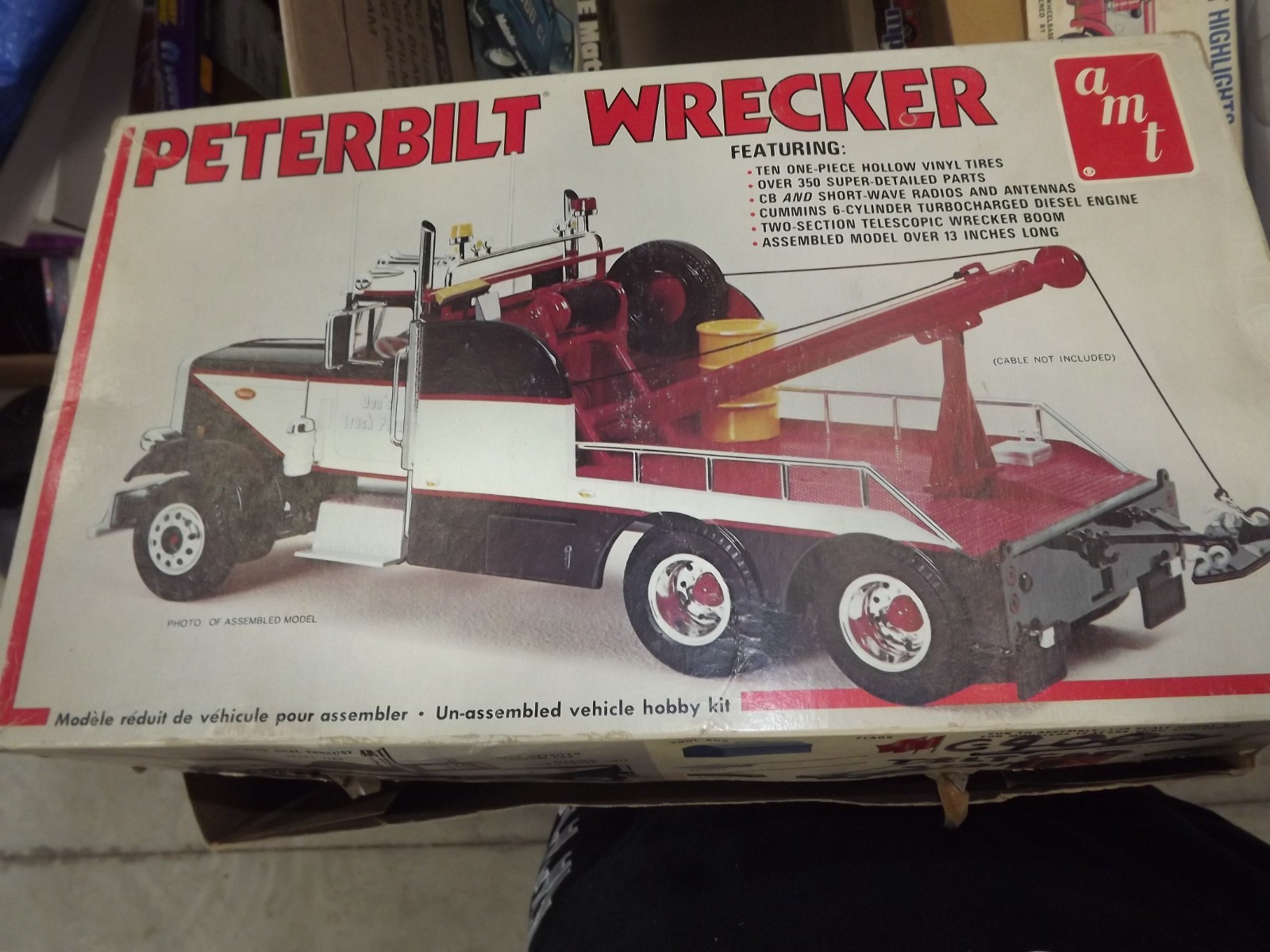 AMT Peterbilt wrecker black & white on box Model KIT  read