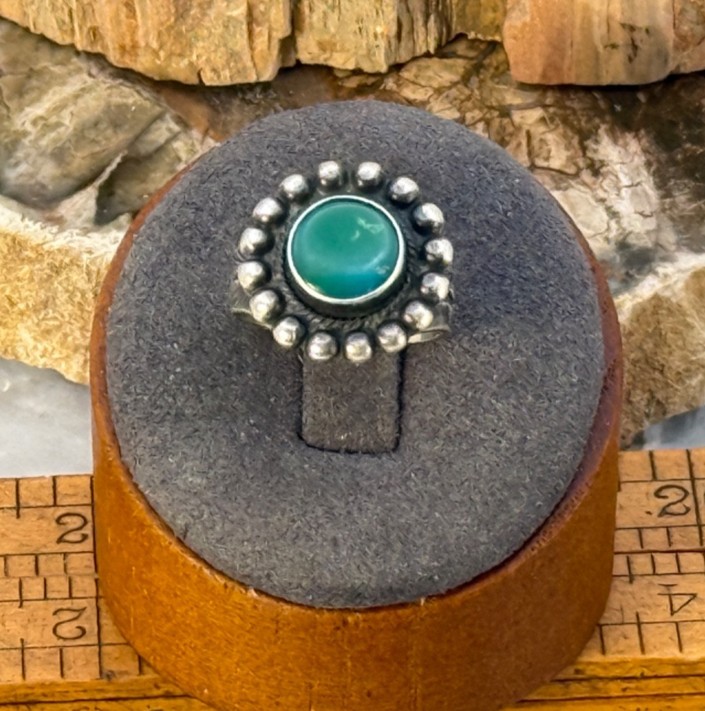Vintage Fred Harvey Era Navajo Sterling Turquoise Beaded Ring sz
