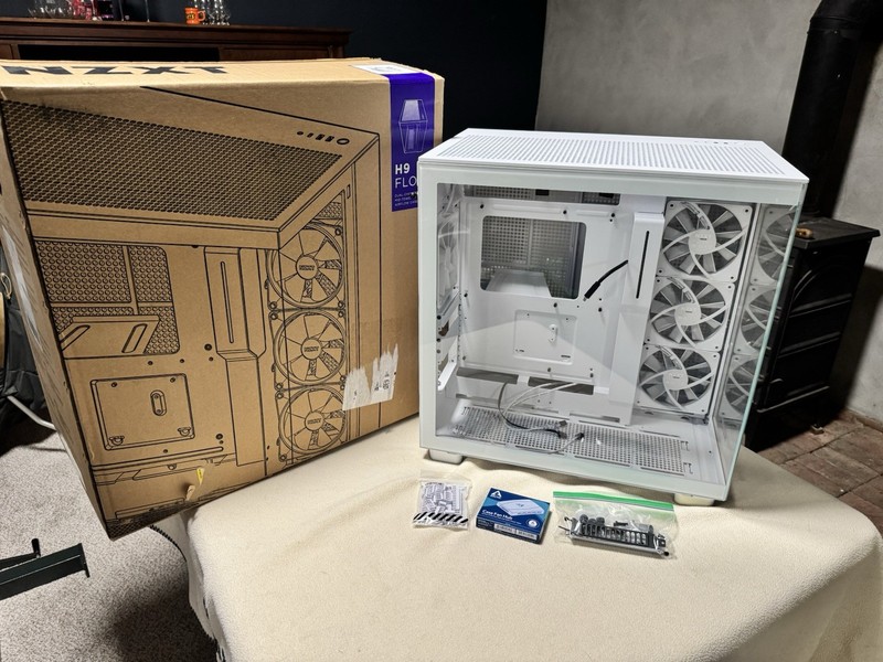 NZXT H9 Flow White Dual-Chamber ATX Mid Tower Case CM-H91FW-01