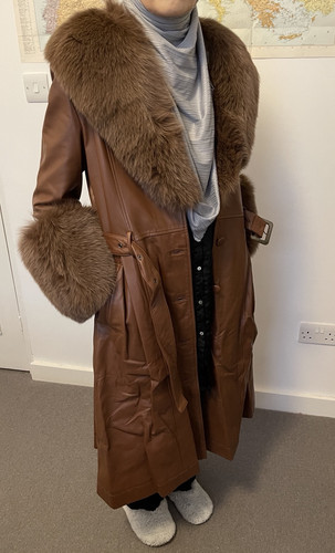 Saks Potts Foxy coat leather belted fox fur Walnut brown size 2 / UK 10-14 - Picture 3 of 11