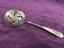Vikntage Wm Rogers Mfg Co Tomato Server Slotted Spoon Orig.  Rogers Silver Plate