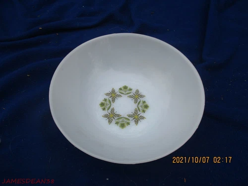 VINTAGE Anchor Hocking FIRE-KING MEADOW GREEN 8" round serving bowl VEGETABLE