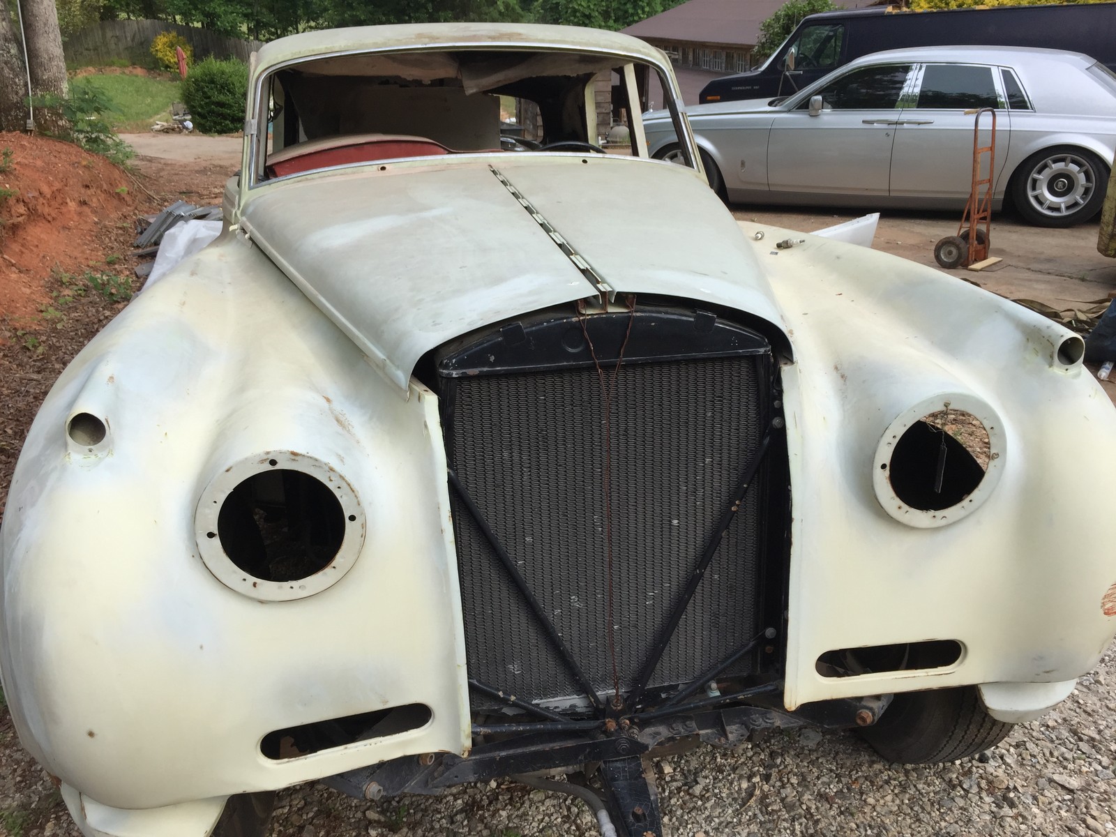 ROLLS ROYCE SILVER CLOUD, BENTLEY DASH SWITCH. THE WORLDS LARGEST USED INVENTORY