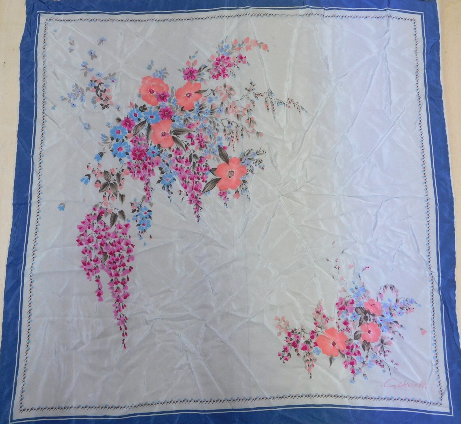 Vintage 100% Pure Silk Scarf by Gabrielli 84x88cm Women's Fashion-image
