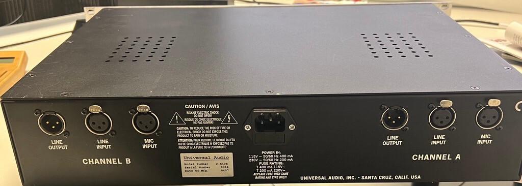 Universal Audio 2-610 UA Dual Channel Tube Preamplifier Mic Preamp