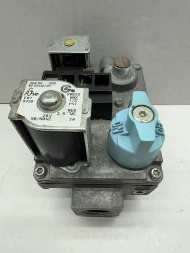 White Rodgers 36E98 202 HVAC Furnace Gas Valve Carrier EF32CW191