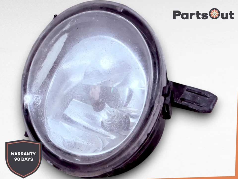 Faro antiniebla derecho BMW 320i 328i 335i 2012-2016 63177248912 OEM usado Foto 3 de 4